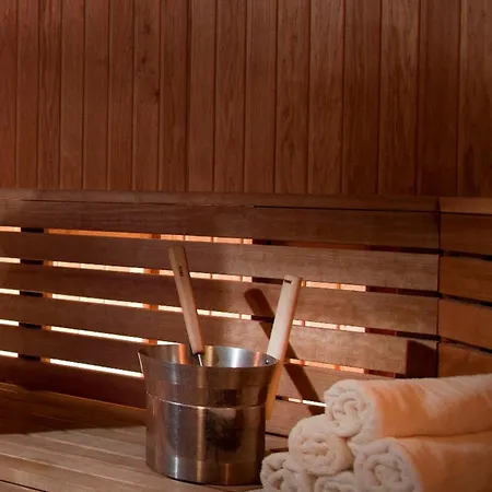 Imperial Island By Louis 5*